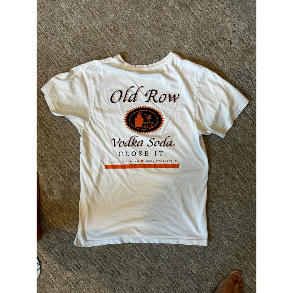 Old Row white Tshirt Size Small